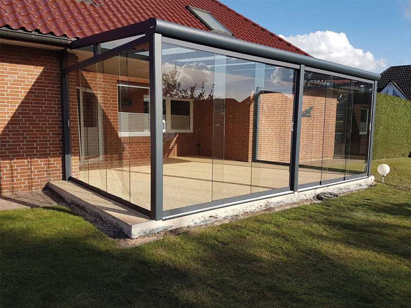 Moderne Aluminium-Terrassenüberdachung